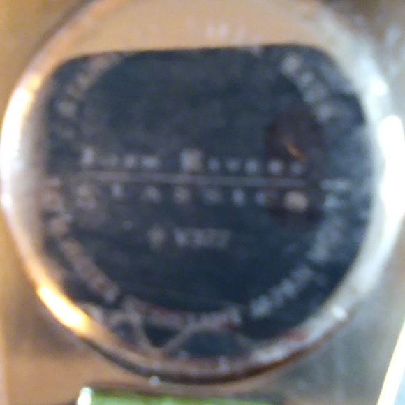 Joan River's Watch - Picture 3 of 16